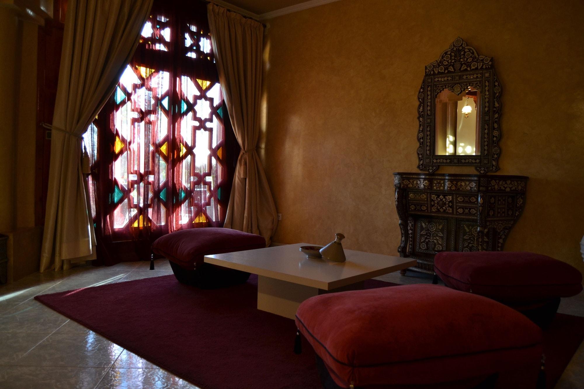 Palais Clementina & Spa Lagouassem エクステリア 写真